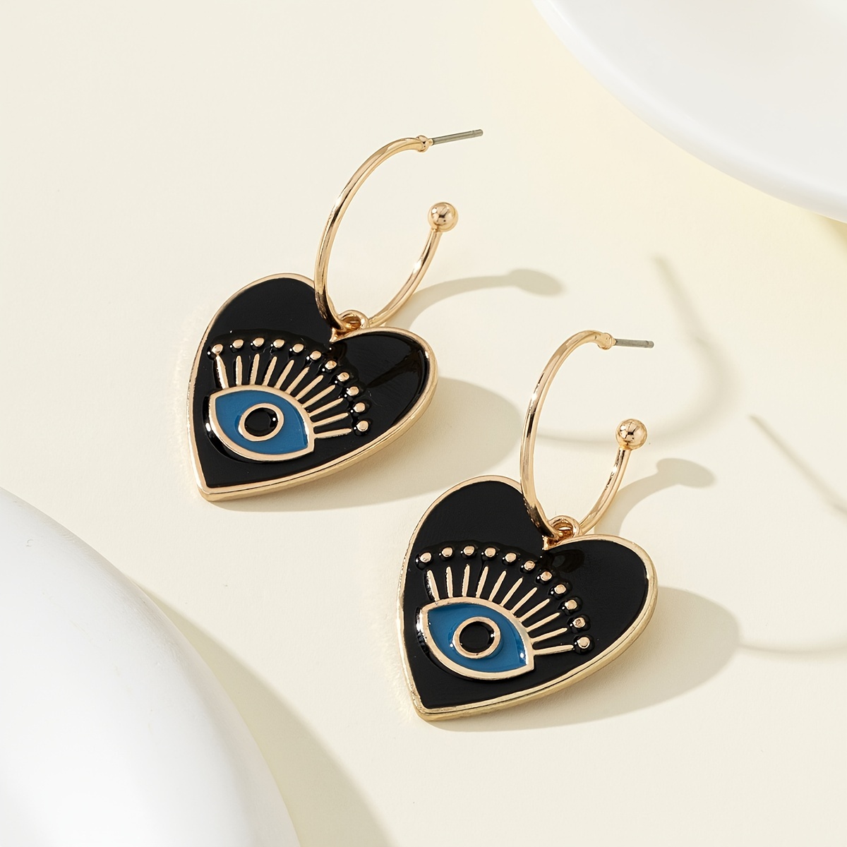 Heart Shape Eye Dangle Earrings Female Gift
